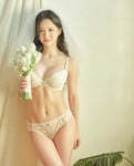 Ngực căng đét