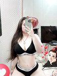 Em gái múp