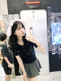 Em trúc xinh xắn