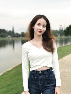 Em Thư Sư Phạm Đà Lạt. 2k baby girl miền núi nè.