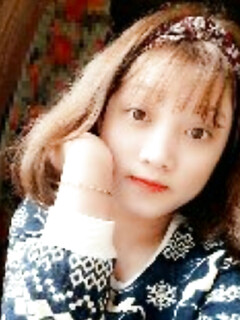 2 con đĩ mới vô nghề