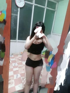 Em gái bien hoa