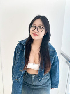 Không được áo vú